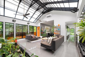 Fairfield Palace, Brisbane